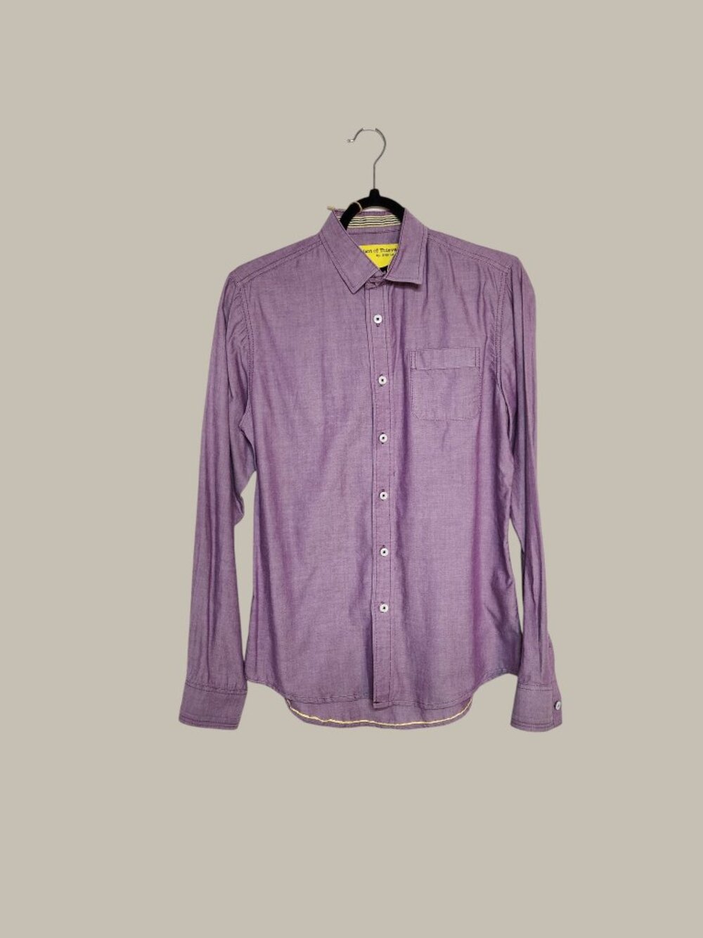 Descendant of Thieves Mens Button-down Longsleeve - Small